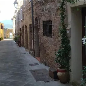 Appartamento Casa Contadina In Borgo Medievale, Tuscany, Monteguidi